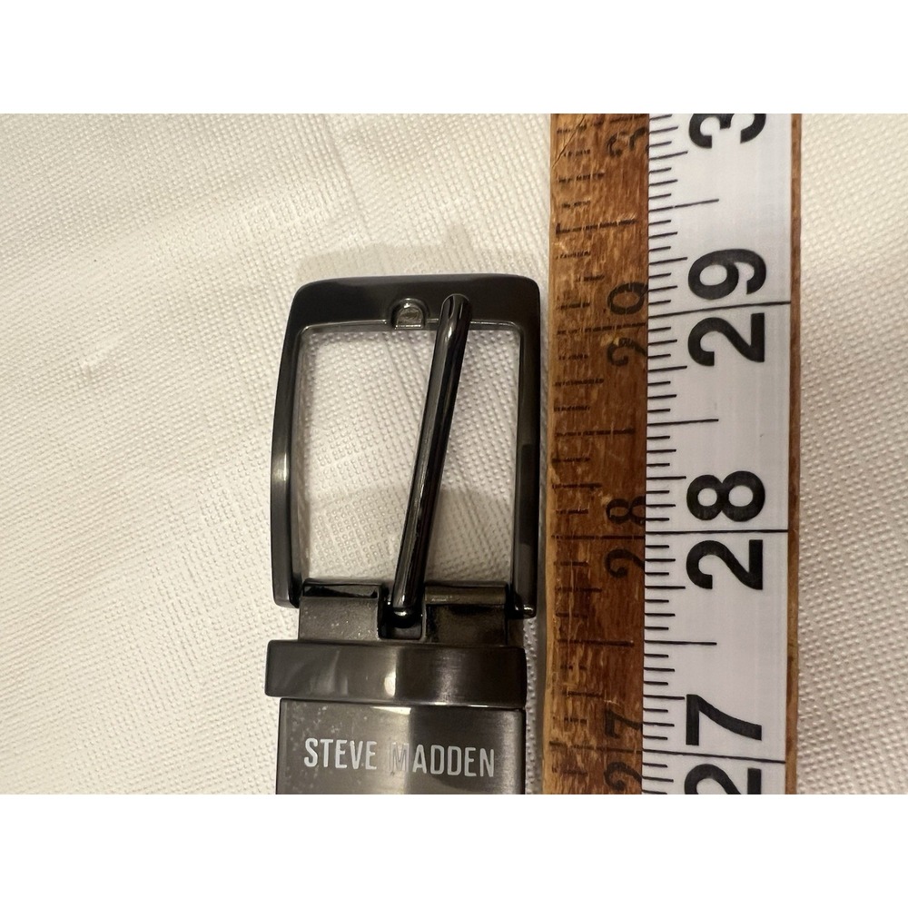 Steve Madden Black Leather Belt Youth Boys Medium 28/29 Solid Classic Accessory - Picture 3 of 4